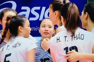 Đội nữ Thanh Hóa chỉ còn 1 cầu thủ ngoại trong đội hình khi thi đấu tứ kết. Ảnh: MINH MINH