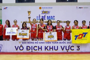 Đội bóng rổ nữ Đại học Tôn Đức Thắng (TPHCM) là đương kim vô địch giải đấu và giành quyền dự vòng chung kết năm nay. Ảnh: NUC