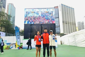 Hoàng Nguyên Thanh và Hoàng Thị Ngọc Hoa đã thi đấu marathon châu Á 2024. Ảnh: NGUYÊN THANH