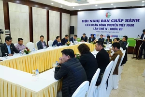 Liên đoàn bóng chuyền Việt Nam và ban tổ chức các giải thuộc hệ thống quốc gia (trong nhà) đã có quy định cụ thể về nghĩa vụ thực hiện tập trung đội tuyển quốc gia ở năm 2024. Ảnh: VFV