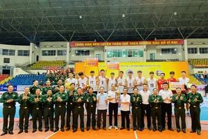 Đội Biên Phòng đã đoạt cúp vô địch sau trận chung kết với Sanest Khánh Hòa. Ảnh: MINH MINH