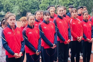 Các gương mặt của đội tiếp sức 4x400m nữ kết thúc tập huấn tại TPHCM và trở về Hà Nội. Ảnh: MINH MINH