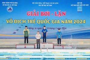 Các VĐV thi đấu để giành những kết quả tốt nhất tại giải bơi vô địch trẻ quốc gia 2024. Ảnh: VASA