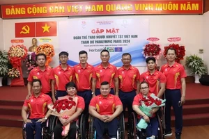 VĐV thể thao người khuyết tật Việt Nam tự tin lên đường tới Pháp. Ảnh: THANH TÙNG