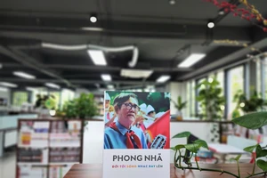 Ra mắt hồi ký, di cảo “Đời tôi sóng nhạc bay lên” của nhạc sĩ Phong Nhã