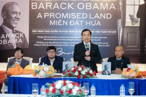 Ra mắt hồi ký “Miền đất hứa” của cựu Tổng thống Barack Obama 