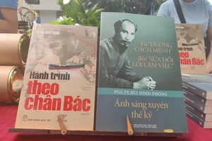 Giao lưu xung quanh các tác phẩm viết về Chủ tịch Hồ Chí Minh