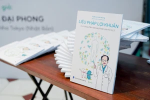 Ra mắt sách “Liệu pháp lợi khuẩn” của Tiến sĩ - Bác sĩ Lâm Đại Phong