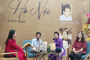 “Hà Nội - Điện Biên Phủ trên không” từ góc nhìn của một nhà báo nữ 
