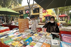 Hội sách xuyên Việt trở lại với hơn 16.000 tựa sách cùng nhiều ưu đãi hấp dẫn