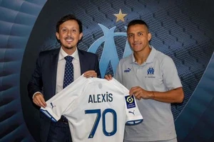 Marseille ra mắt tân binh Alexis Sanchez