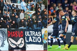 Số ít CĐV Lazio chứng kiến thảm bại tại Đan Mạch