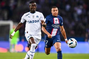Mbappe sẽ giúp PSG trả nợ Marseille?