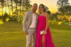 Neymar và bạn gái Bruna Biancardi