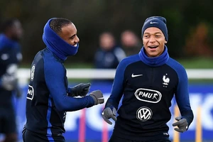 Lacazette sẽ sát cánh cùng Mbappe tại tuyển Olympic Pháp?