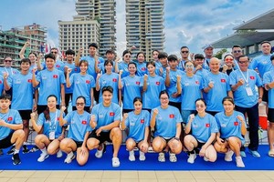 Vietnamese finswimming team tops regional championship with 21 golds