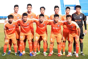 Đội hình Đà Nẵng tham dự giải hạng Nhì 2021. Ảnh: TỊNH ĐẾ