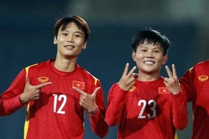Hải Yến ghi bàn ấn định tỷ số 2-1 cho đội tuyển nữ Việt Nam