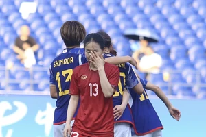 Các cầu thủ Việt Nam nhận trận thua "sốc" 0-7 trước Nhật Bản