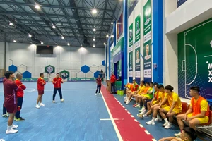 Đội tuyển futsal Việt Nam tại nhà thi đấu Buyant Ukhaa