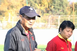 HLV Mai Đức Chung cùng với các học trò hướng đến 1 kết quả tốt trước đội tuyển Nhật Bản vào chiều 1-11