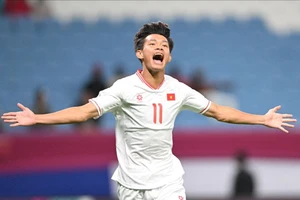 Bùi Vĩ Hào lập cú đúp trong trận thắng 3-1 của U23 Việt Nam ở ngày ra quân. Ảnh: ĐOÀN NHẬT