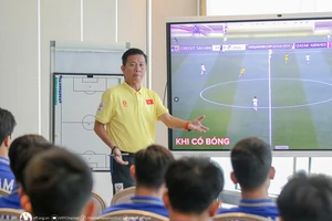 Đội tuyển U23 Việt Nam họp rút kinh nghiệm để chuẩn bị trận đấu với Uzbekistan