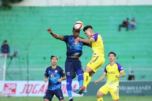 Bình Định sẽ tranh ngôi Á quân cùng Hà Nội FC 