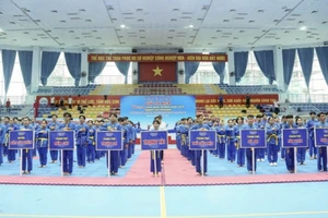 Giải Vô địch Vovinam tỉnh Bình Dương năm 2024 có sự tham gia của 11 đơn vị, 140 VĐV. 