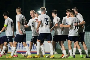 Đội U20 Nga thể hiện sự lấn lướt trước các cầu thủ U20 Việt Nam và giành chiến thắng 3-0 chung cuộc. Ảnh: LĐBĐ Nga