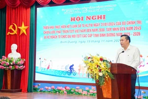 Ông Cao Văn Chóng – Phó Giám đốc Sở Văn hóa, Thể thao và Du lịch tỉnh Bình Dương chủ trì, phát biểu khai mạc hội nghị 