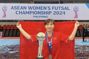 Thùy Trang cùng đội tuyển futsal Việt Nam vô địch Đông Nam Á 2024