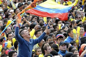 Mặt trái thành công của Colombia ở World Cup 2014: Cổ động viên nhà è lưng trả nợ