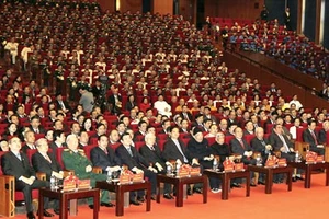 Đảng lãnh đạo cách mạng Việt Nam vượt qua mọi khó khăn, thử thách