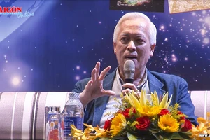 Giáo sư Trịnh Xuân Thuận và “Con đường đến với vũ trụ”