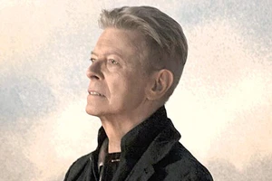 Bán đấu giá bộ sưu tập của David Bowie