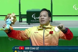 Lê Văn Công đoạt HCV lịch sử cho thể thao người khuyết tật Việt Nam