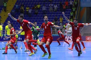 Brazil bất ngờ bị Iran loại khỏi tứ kết