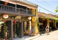 Hoi An to Ban Unsightly Businesses in City’s Old Town