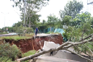 Đứt gãy, sụt lún đáng báo động tại đường Hồ Chí Minh đoạn qua Đắk Nông
