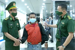 Giải cứu 2 người dân Gia Lai bị lừa sang Campuchia làm “việc nhẹ, lương cao“