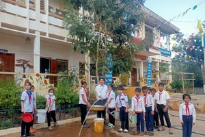 Sau hỗ trợ của Báo SGGP, Trường Tiểu học xã Đắk Long đã có nước sạch