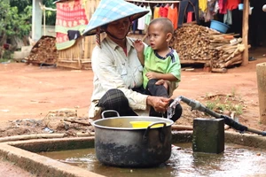 Kon Tum: Người dân làng Kon Bỉ thiếu nước sinh hoạt