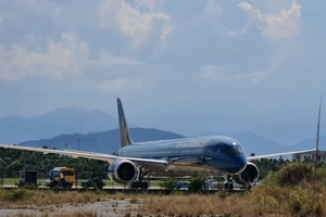 Máy bay chở 343 công dân Việt Nam về từ Nhật Bản đã hạ cánh an toàn tại Sân bay quốc tế Đà Nẵng