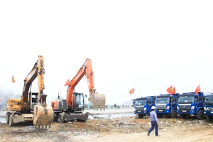 Công trình nạo vét, thoát lũ khẩn cấp sông Cổ Cò góp phần phát triển tuyến du lịch đường thủy Đà Nẵng - Hội An