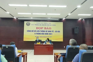 Sáng 29-6, Cục Thống kê Đà Nẵng tổ chức họp báo thông báo tình hình kinh tế - xã hội TP Đà Nẵng 6 tháng đầu năm 2021