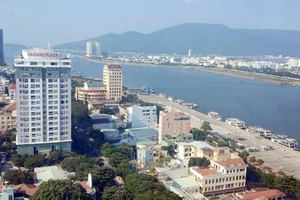 Dự án lấn sông ven bờ Đông sông Hàn vẫn đang được các chuyên gia đóng góp ý kiến về quy hoạch