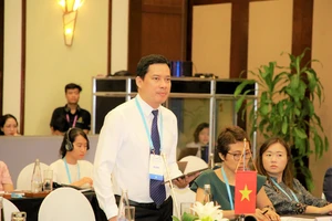 Ông Lê Quang Tự Do, Cục trưởng Cục Phát thanh, truyền hình và thông tin điện tử (Bộ TT-TT) tại diễn đàn. Ảnh: XUÂN QUỲNH