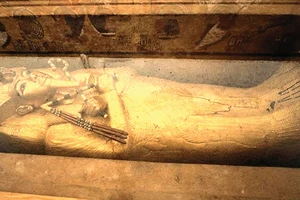 Ai Cập phục hồi quan tài của vua Tutankhamun