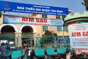 Thêm một máy “ATM gạo” được lắp đặt tại quận Tân Bình